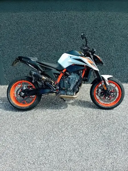 890 DUKE R 2021