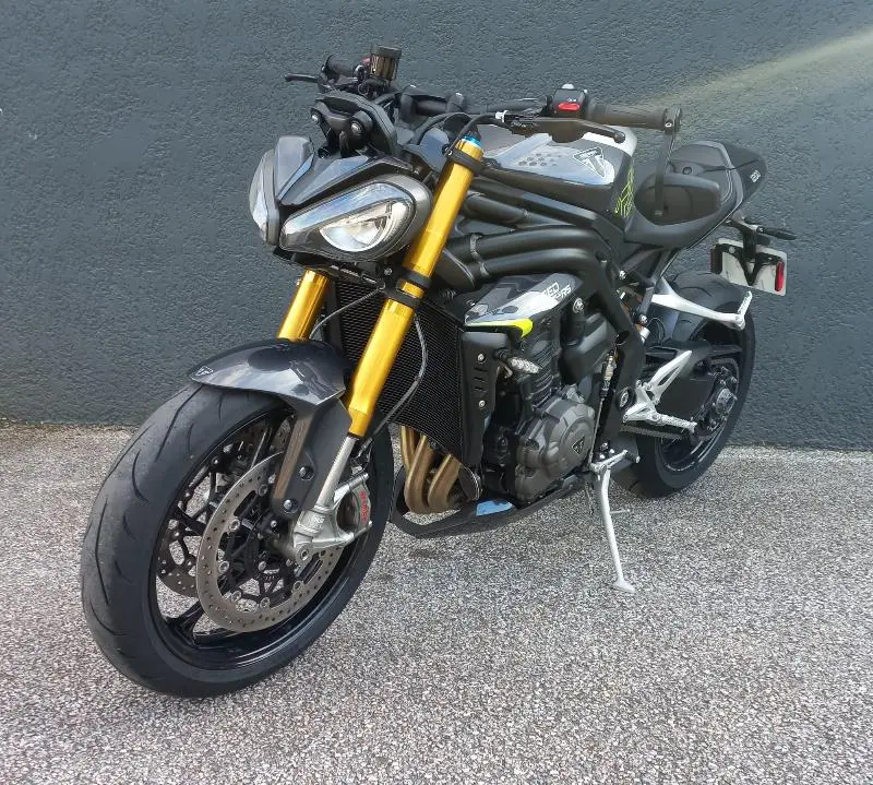 SPEED TRIPLE 1200 RS