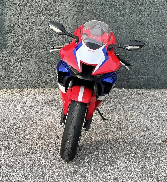 CBR 1000 RR FIREBLADE