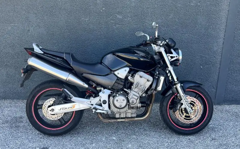 CB 900 F HORNET