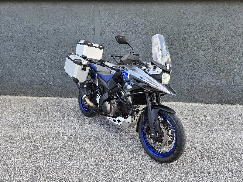 DL VSTROM 1050XT