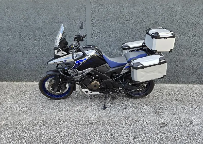 DL VSTROM 1050XT