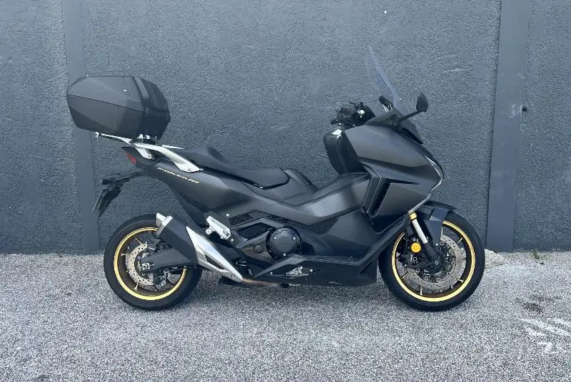 NSS FORZA 750