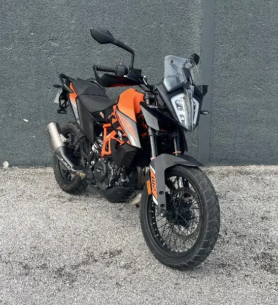 390 ADVENTURE 2024