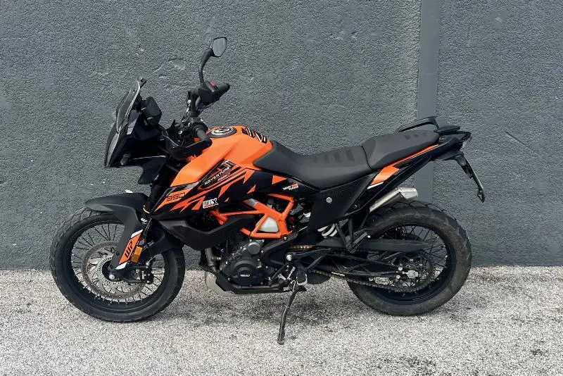 390 ADVENTURE