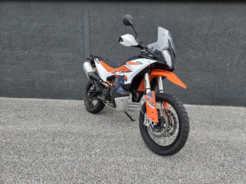 890 ADVENTURE R