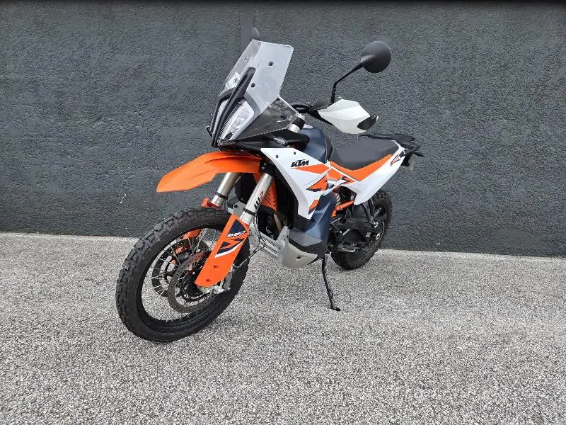 890 ADVENTURE R