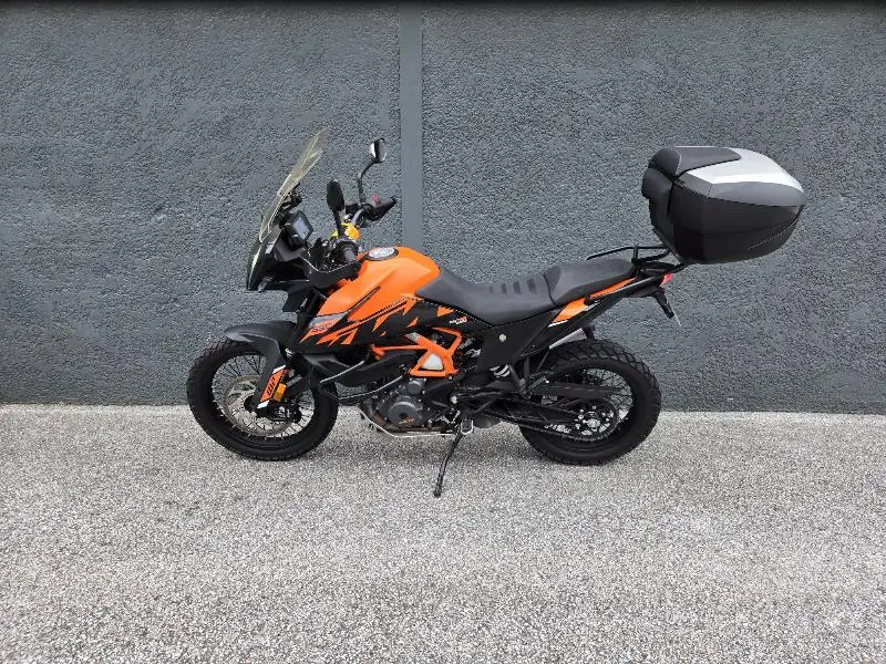 390 ADVENTURE