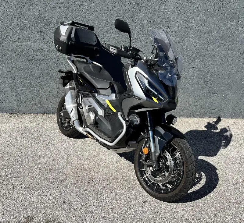 XADV 750 DCT