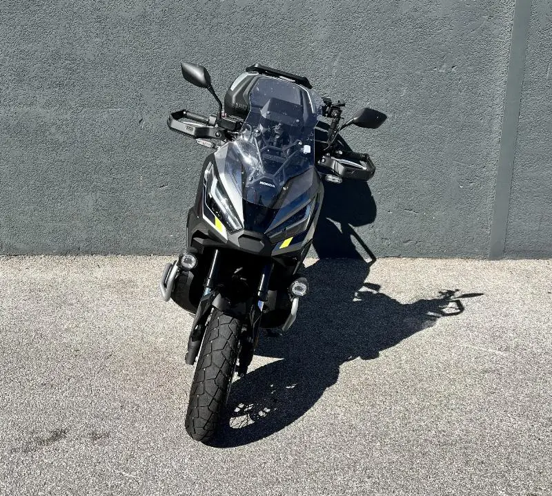 XADV 750 DCT