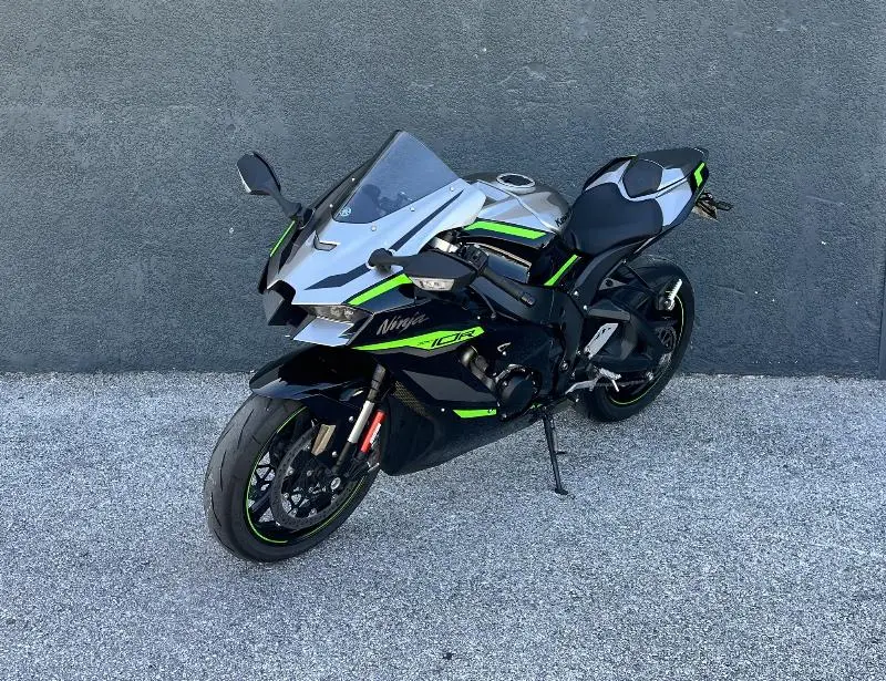 ZX10R
