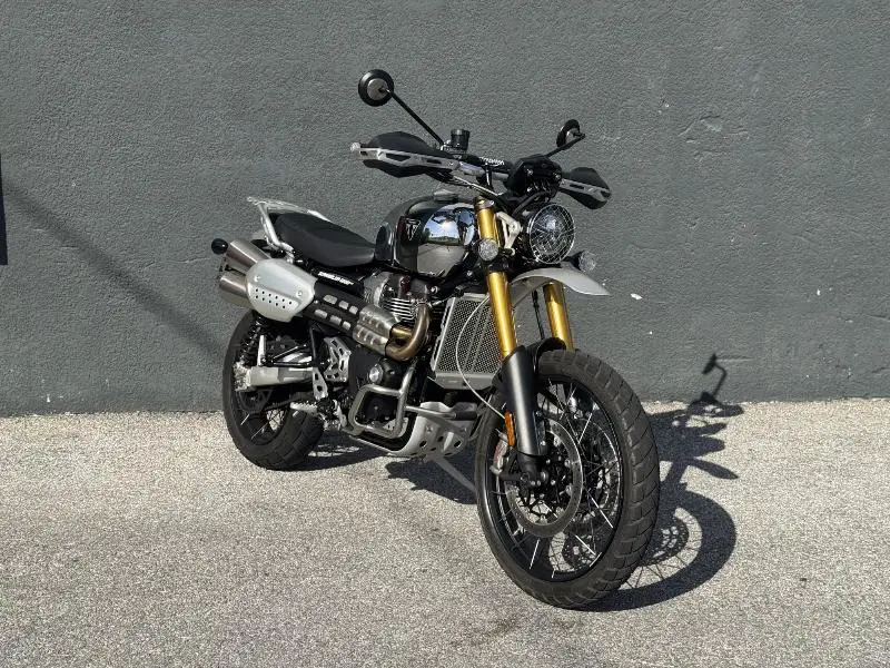 SCRAMBLER 1200 XE