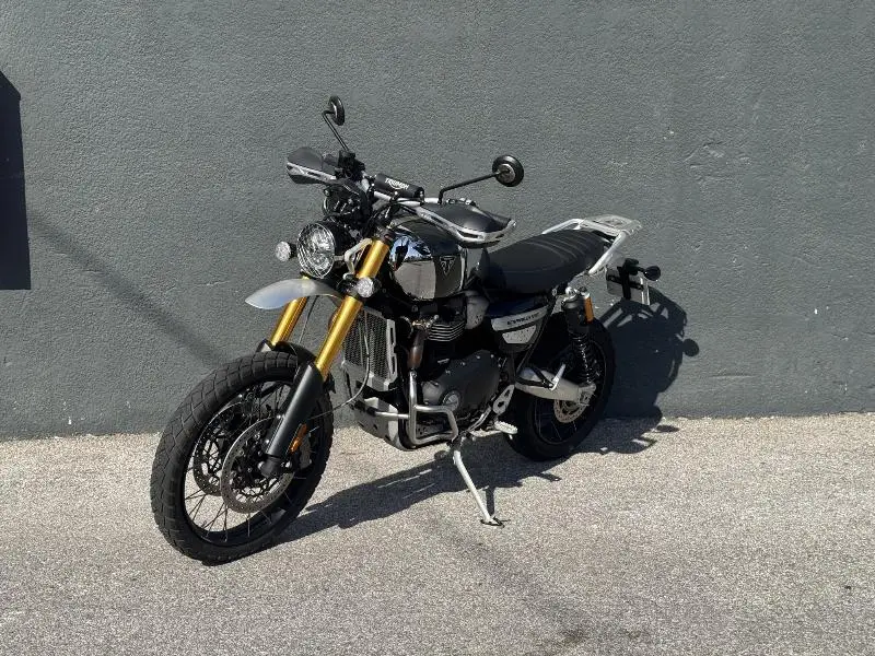 SCRAMBLER 1200 XE