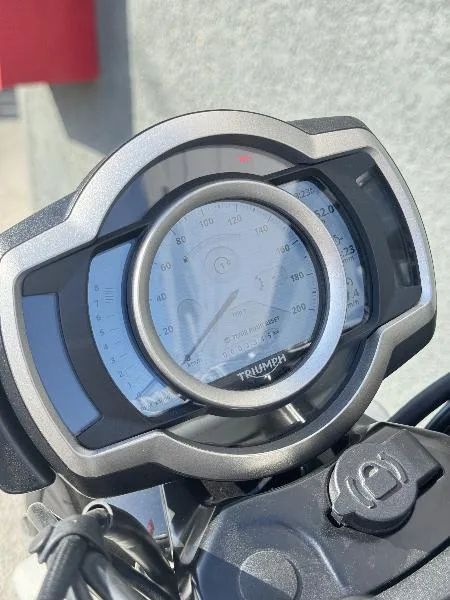 SCRAMBLER 1200 XE