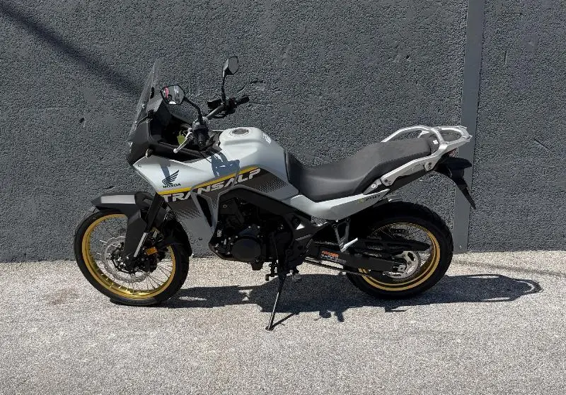 TRANSALP 750