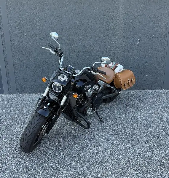 SCOUT  THUNDER 1200