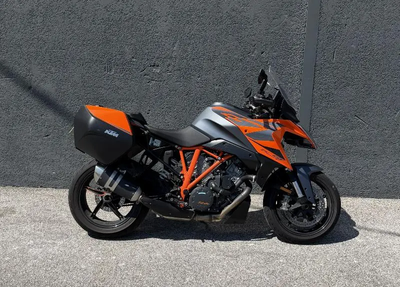1290 SUPER DUKE GT 2022