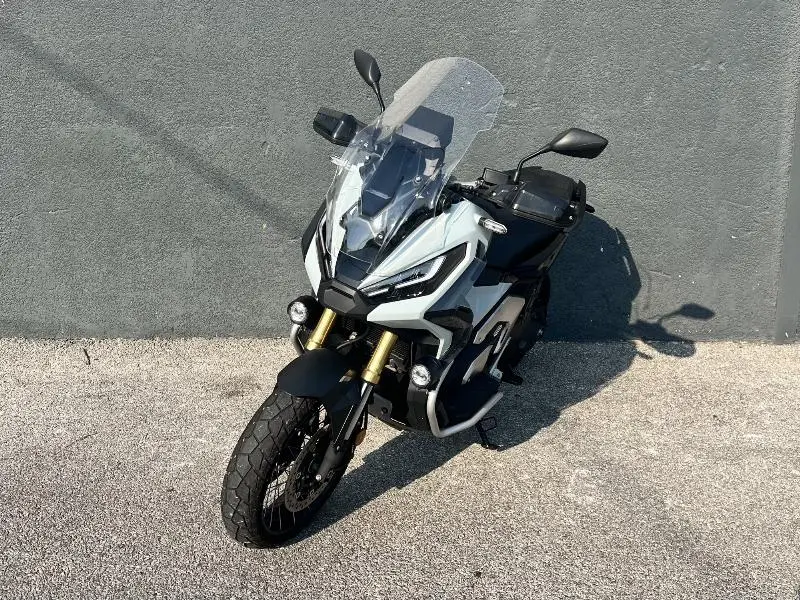 XADV 750 DCT
