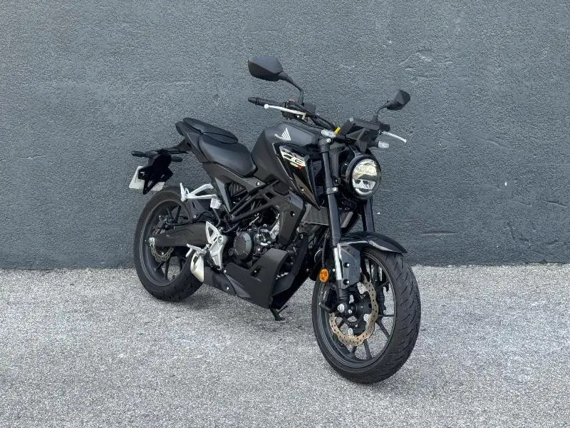 CB 125  R