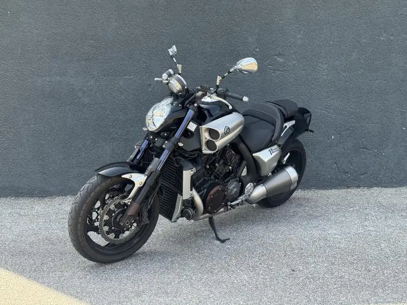 VMAX 1700