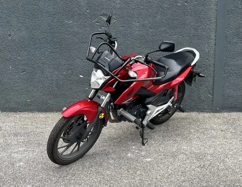 CB 125 F