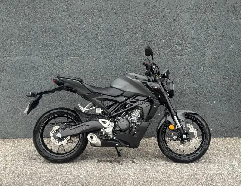 CB 125  R