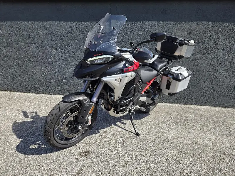 MULTISTRADA V4 RALLY