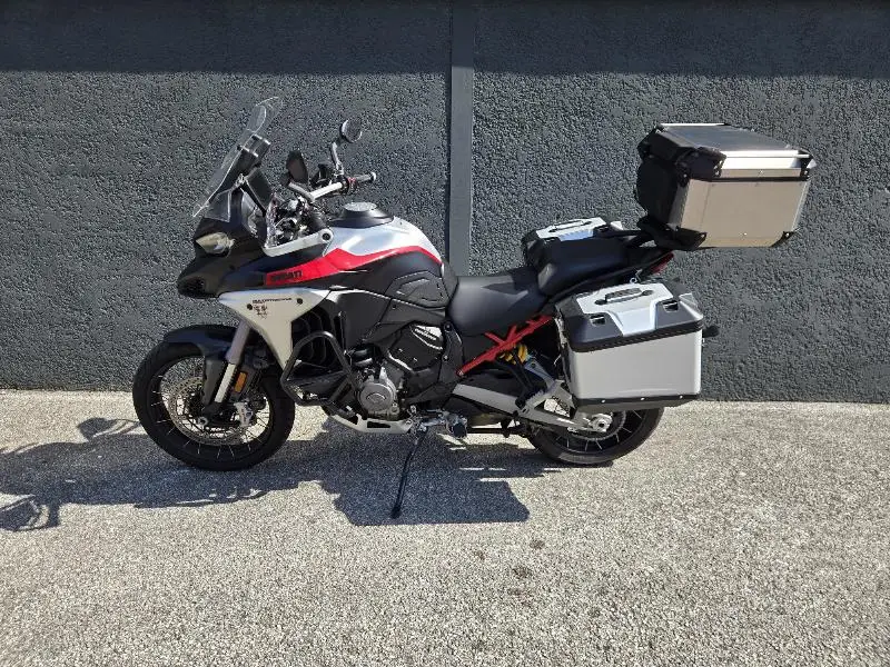 MULTISTRADA V4 RALLY