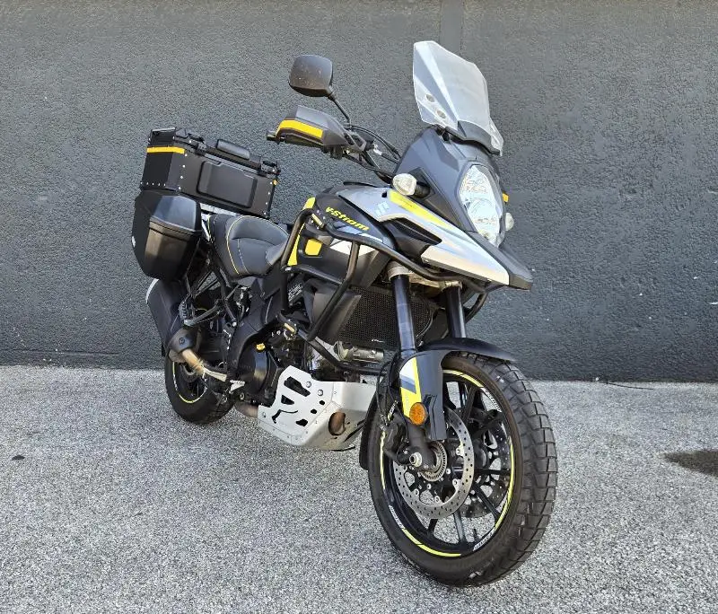 DL VSTROM 1000