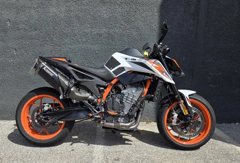 890 DUKE R 2020