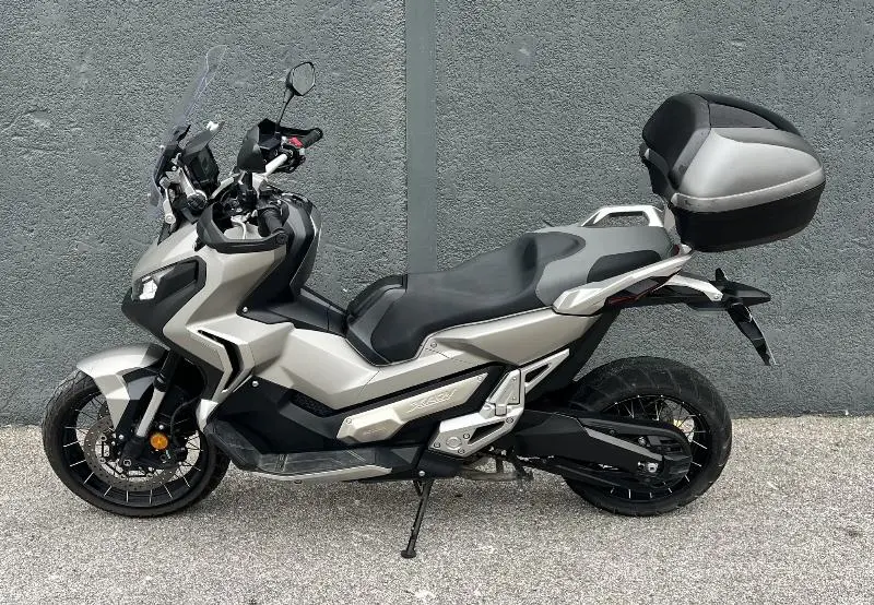 XADV 750 DCT