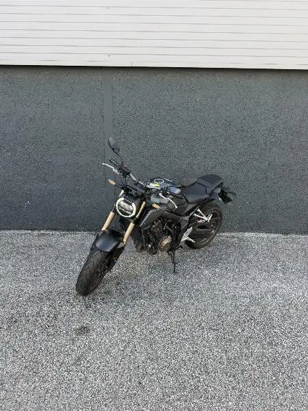 CB 650 R