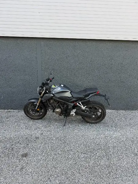 CB 650 R