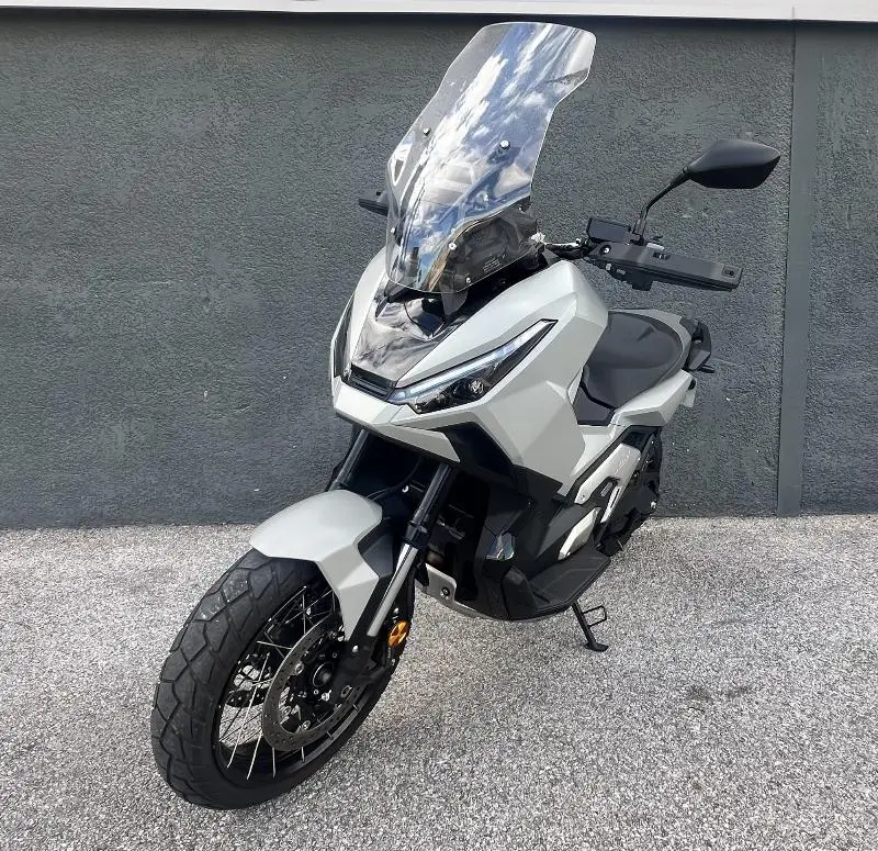 XADV 750 DCT