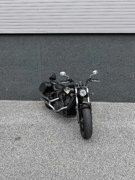 SCOUT BOBBER SIXTY