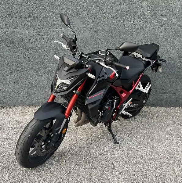 CB 750 HORNET