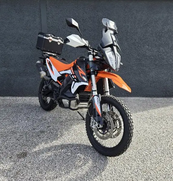 890 ADVENTURE R