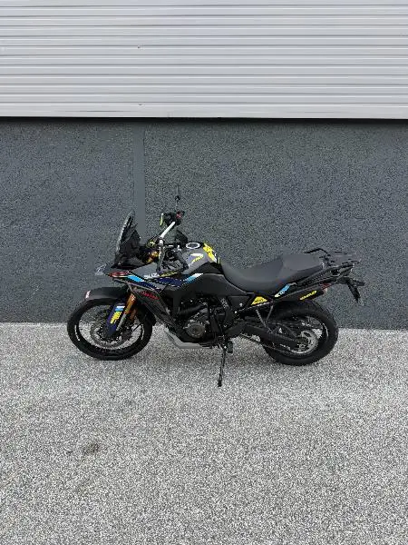VStrom 800DE RALLY EDITION