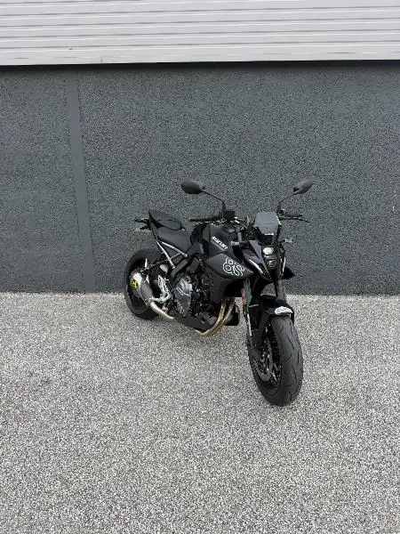 GSX8S