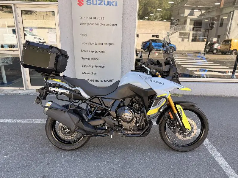 DL VSTROM 800DE 2023