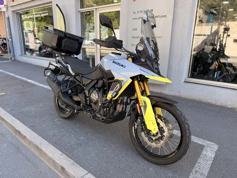 DL VSTROM 800DE