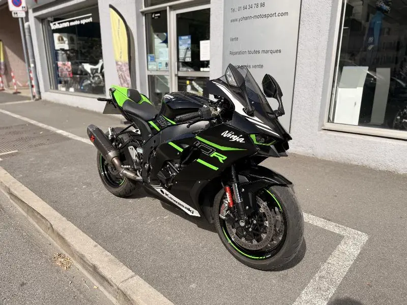 ZX10R