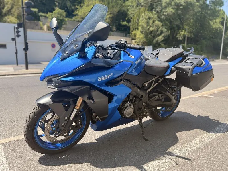 GSXS 1000 GT