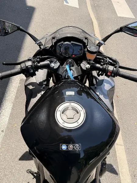 Z 1000 SX