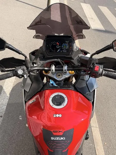 GSXS 1000 GX