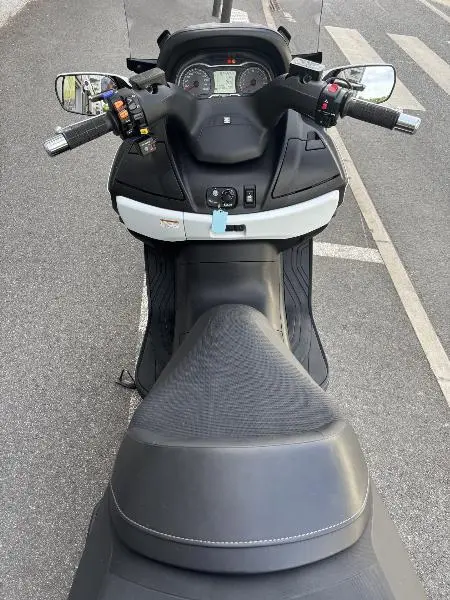 BURGMAN 650