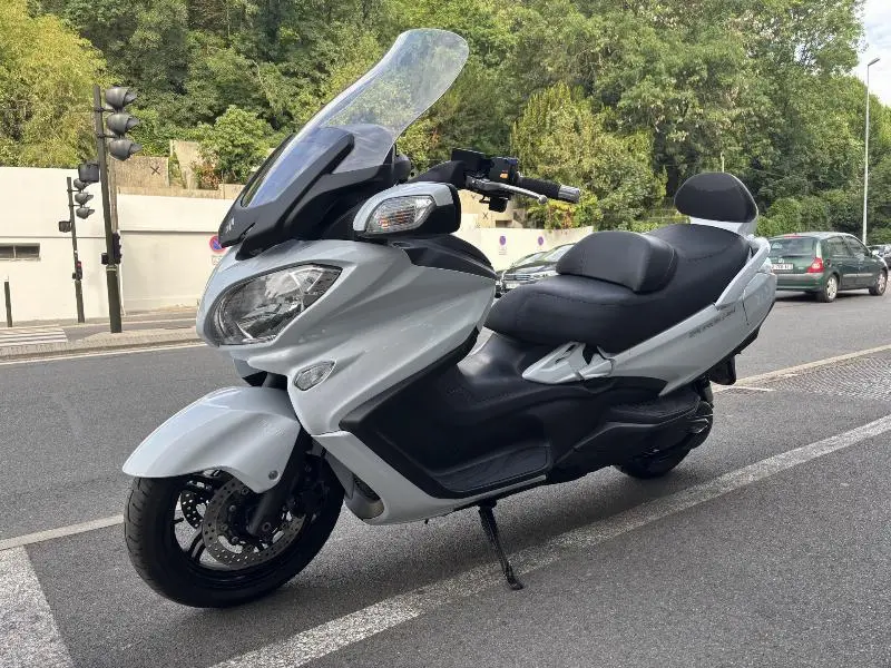 BURGMAN 650