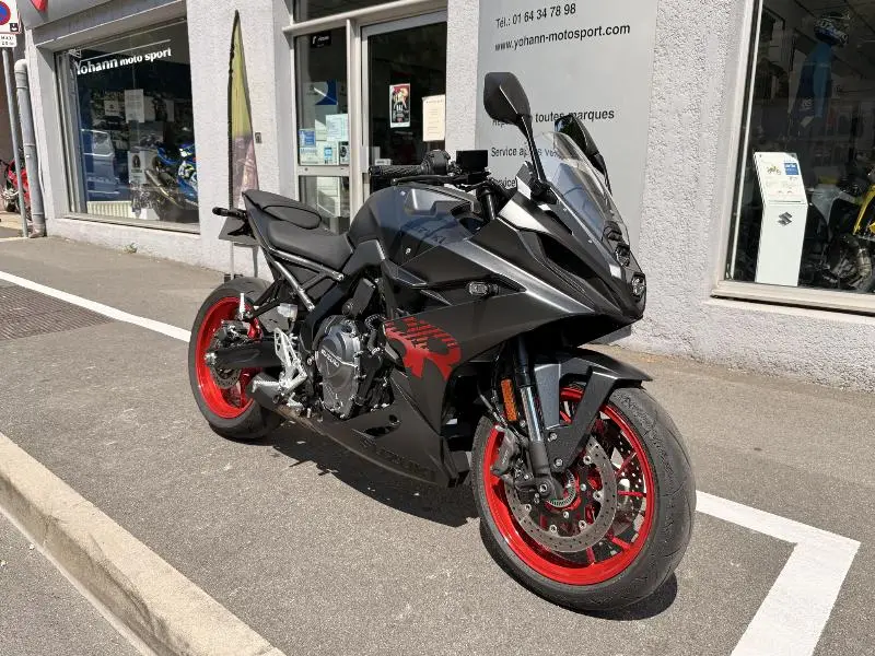 GSX8R