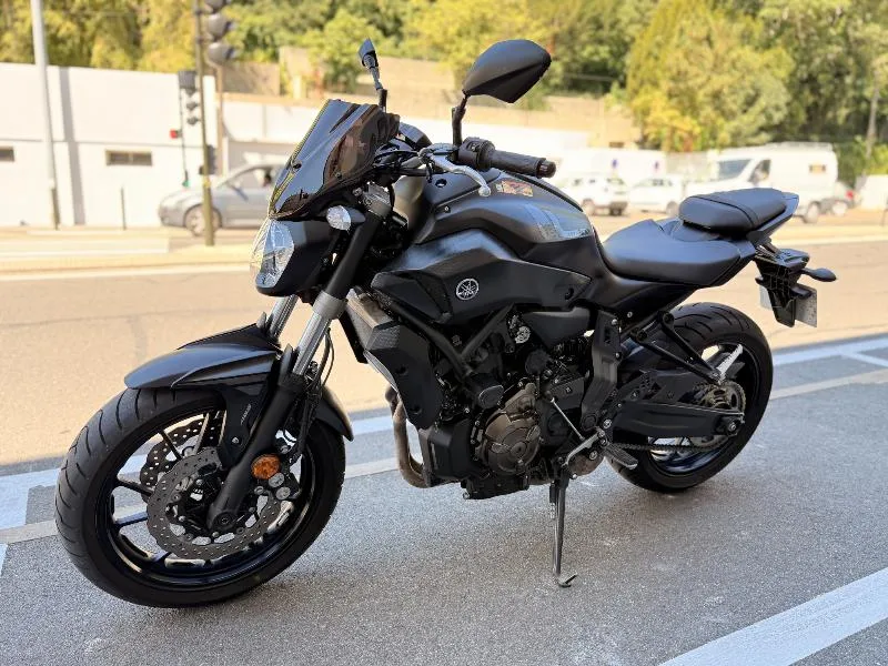 MT07