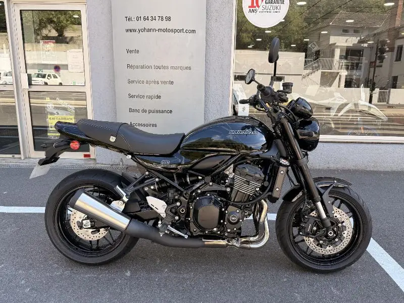 Z 900 RS Black Ball Edition